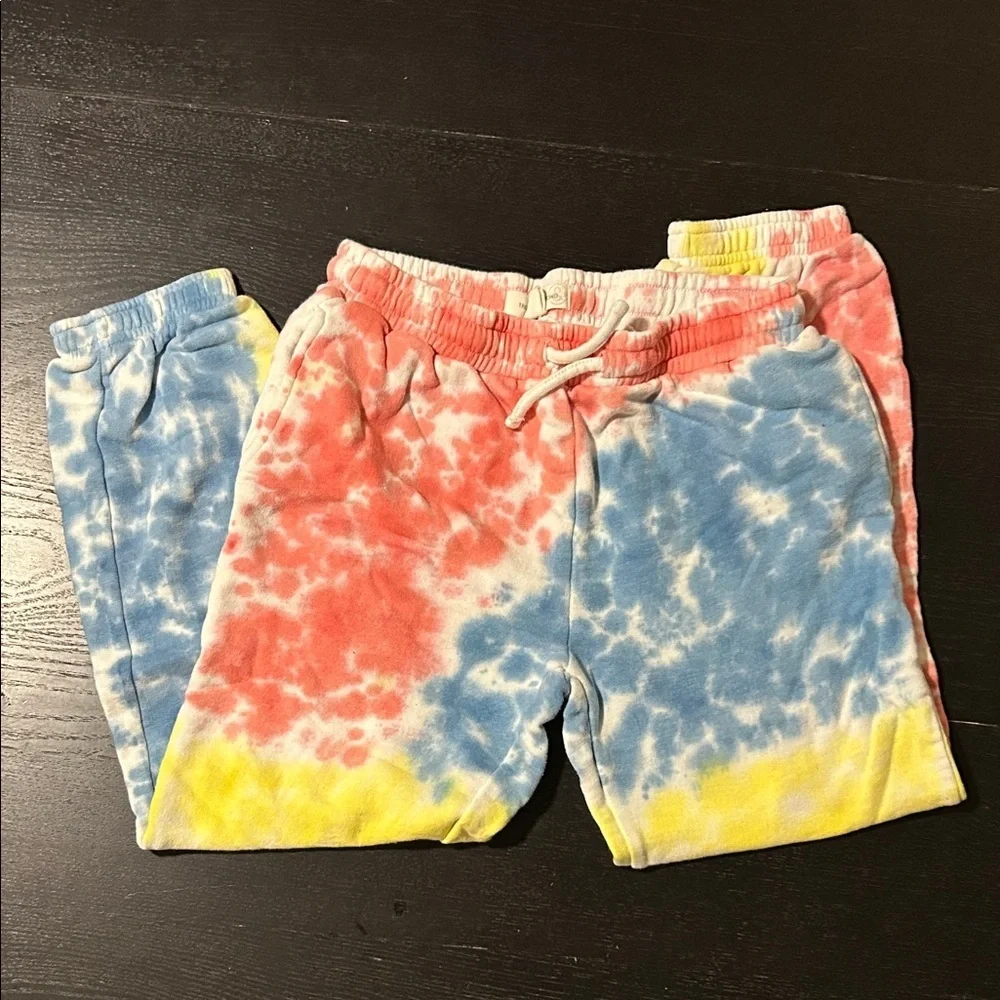 Treasure & Bond Kids Tie-Dye Matching Set - Red, Blue, Yellow